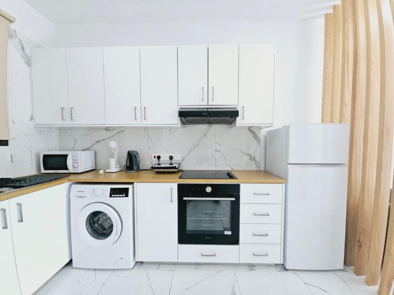 Sea Side Appartment In Kato 파포스 외부 사진